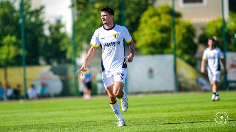 Mirko Topic tem interessado em Inglaterra e pode deixar o Famalicão