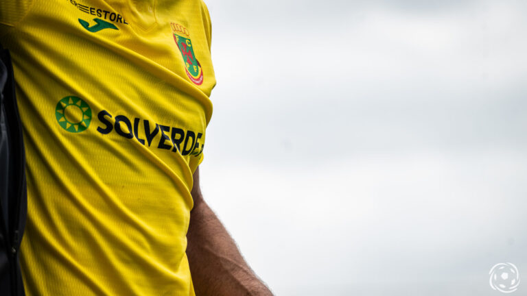 Paços de Ferreira avança por goleador da Liga 3