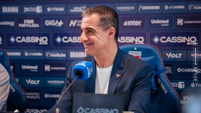 Renato Paiva responde a John Textor: «Dizer por um jogo que sou retranqueiro…»