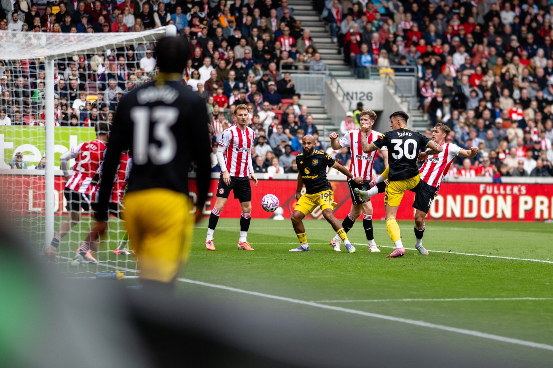 Manchester United, Brentford