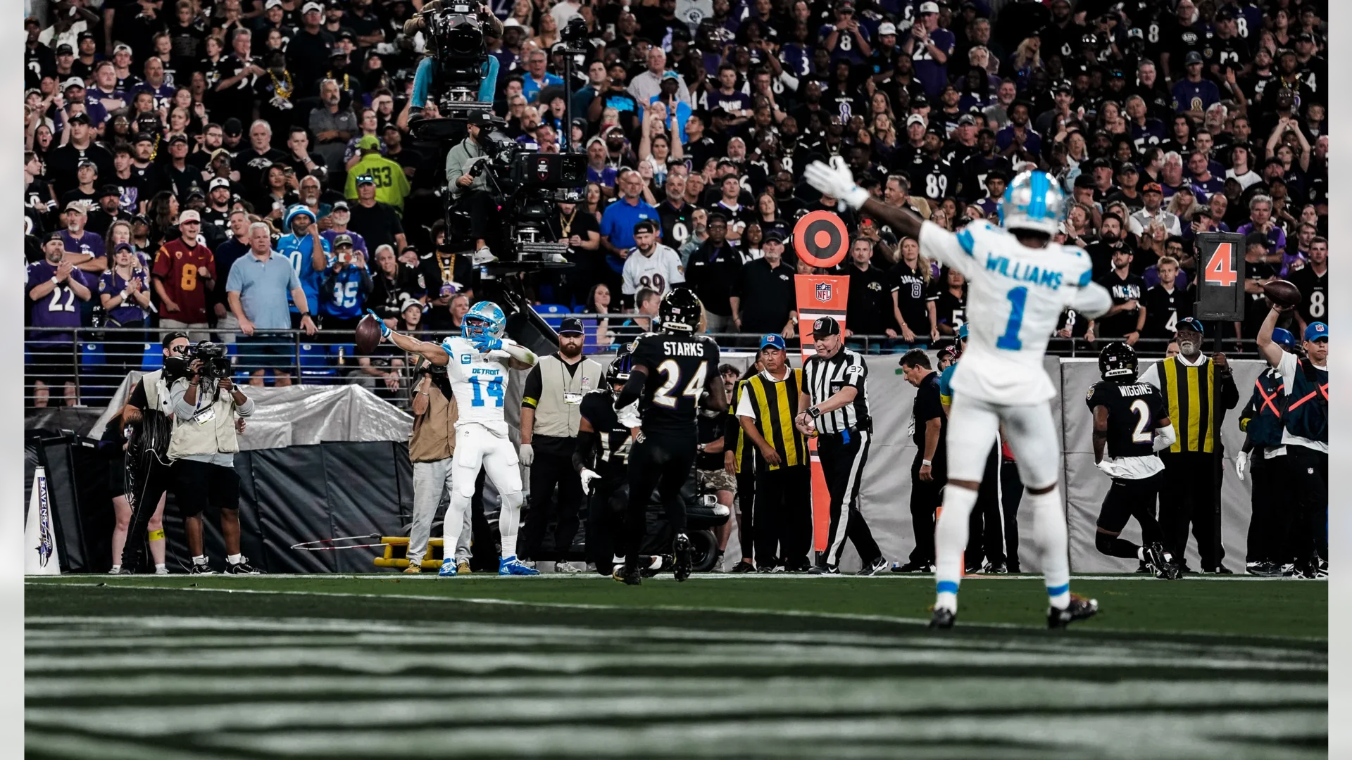 Detroit Lions, Baltimore Ravens