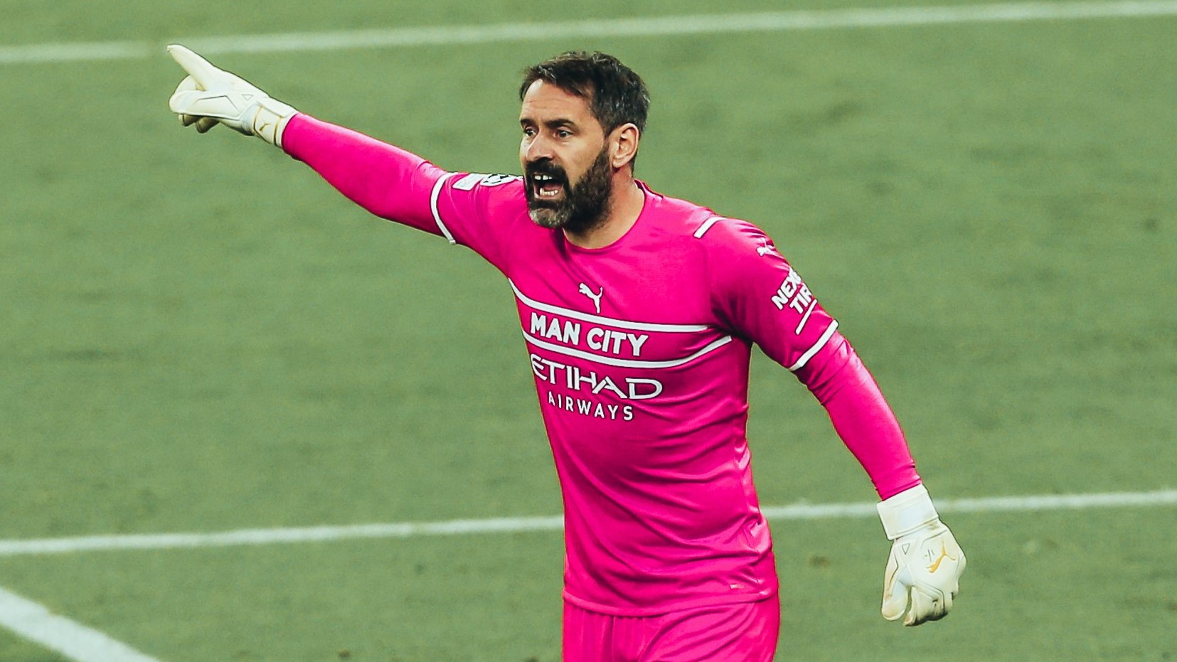 Scott Carson